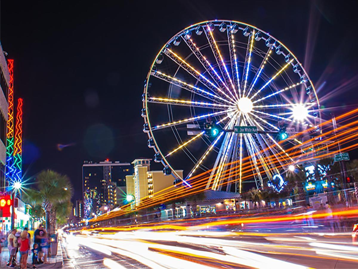 Holiday Pavilion Resort On The Boardwalk Myrtle Beach Buitenkant foto